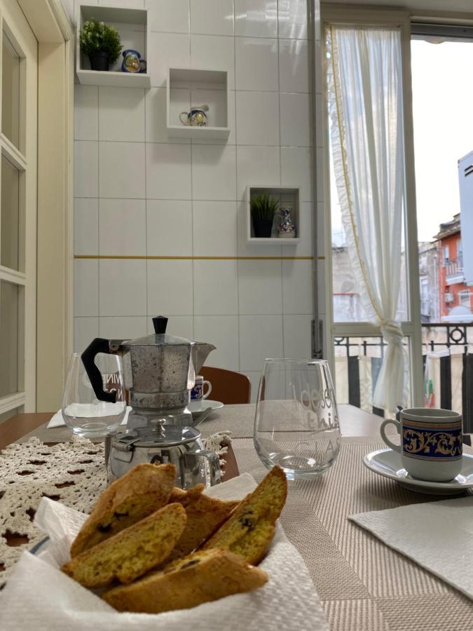 Avolina'S Apartment Naples Exterior photo
